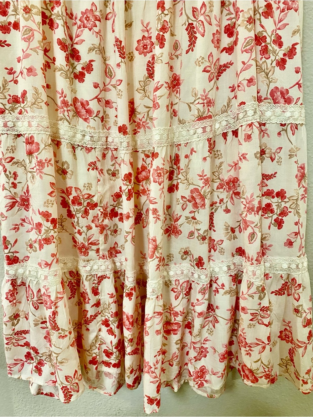 Torrid Tiered Maxi Skirt with Pink Floral Print - Size 0X - NWT! - Picture 5 of 12